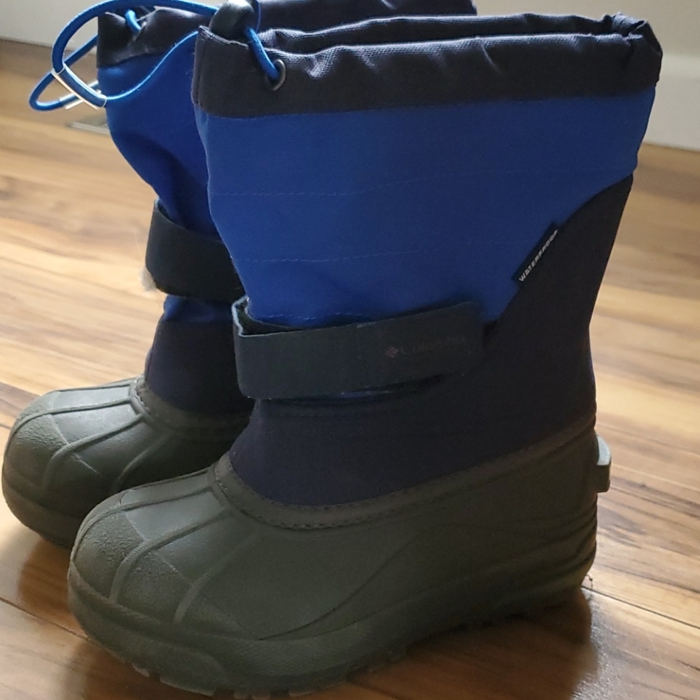 Boys Columbia snow boots